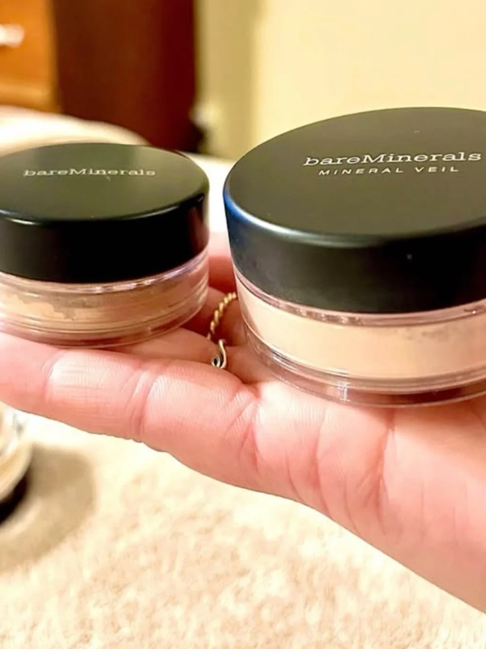 Bare Minerals powder Makeup & Concealers